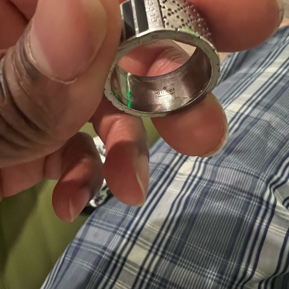 Authentic Gucci Ring - Picture 4 of 5